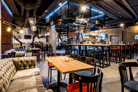 Stadionova Pub and Cocktail Bar